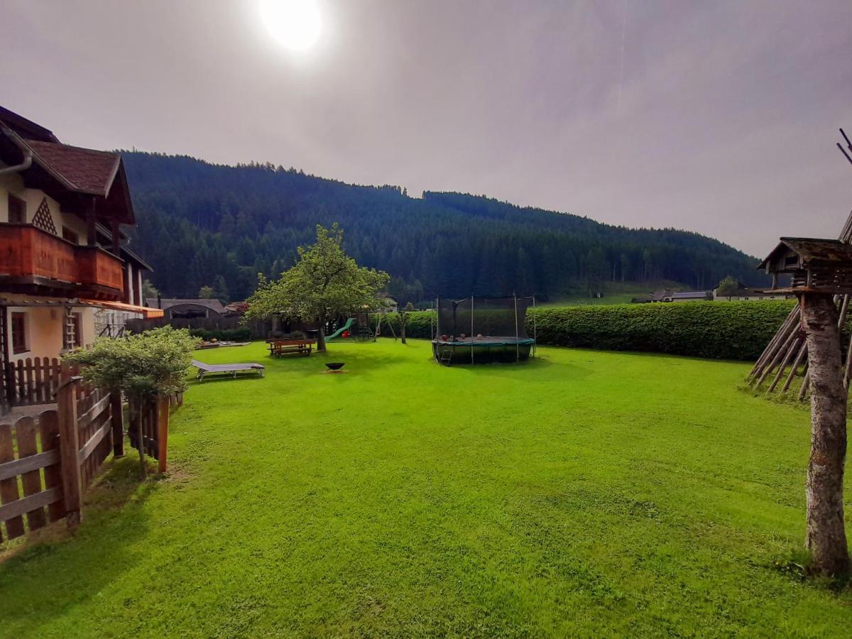 Sonnenchalet Neusess マウテルンドルフ エクステリア 写真